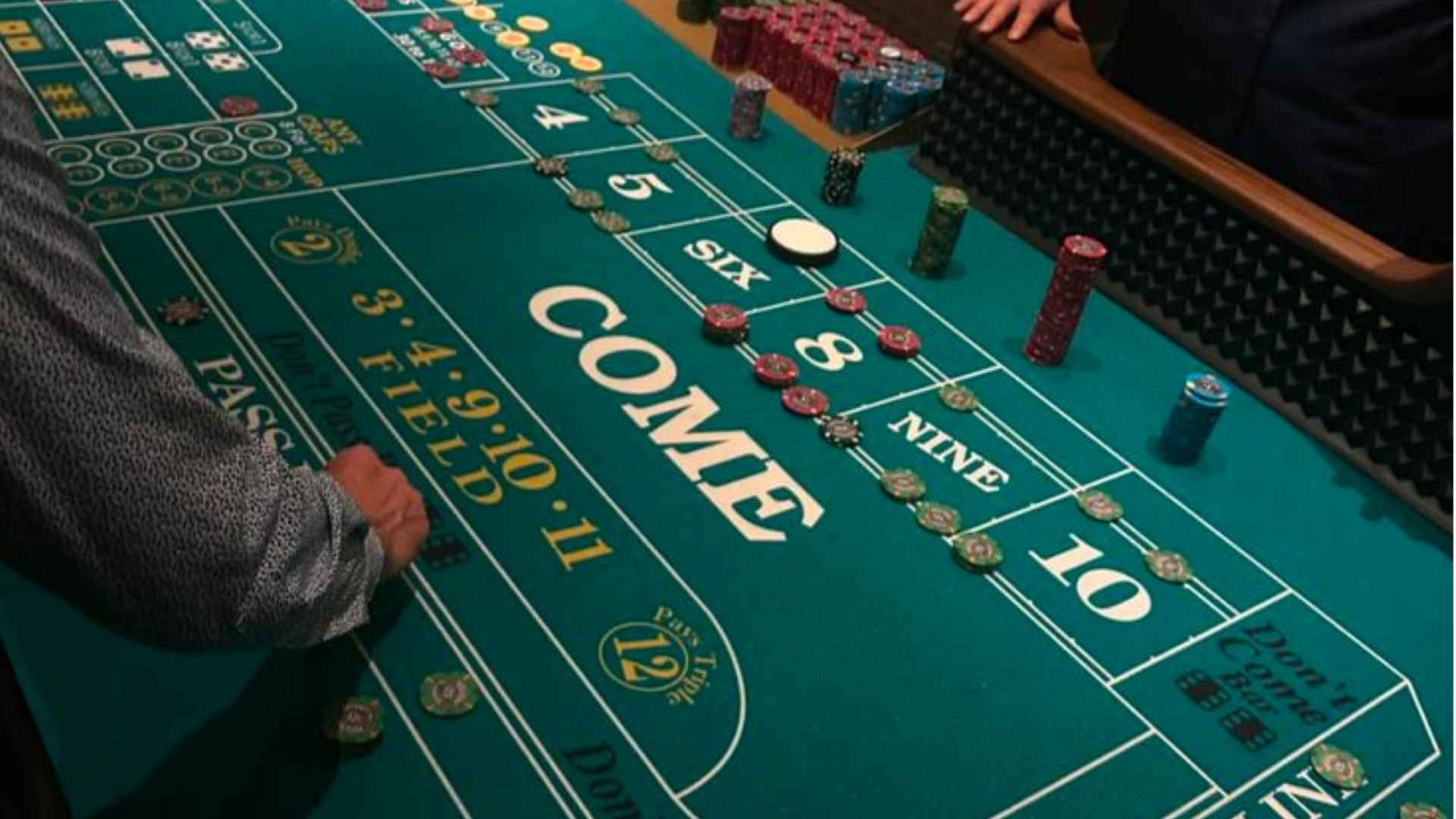 The Complete Introduction to Baccarat Betting